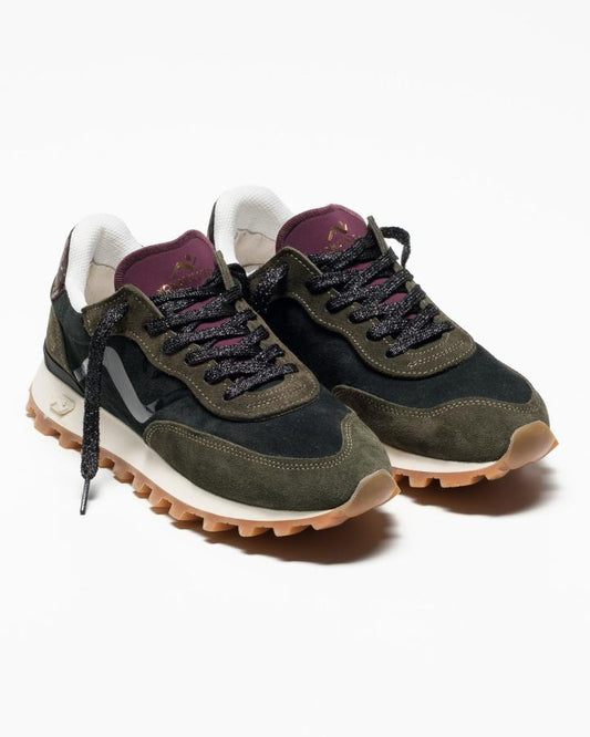 Sneakers no map society