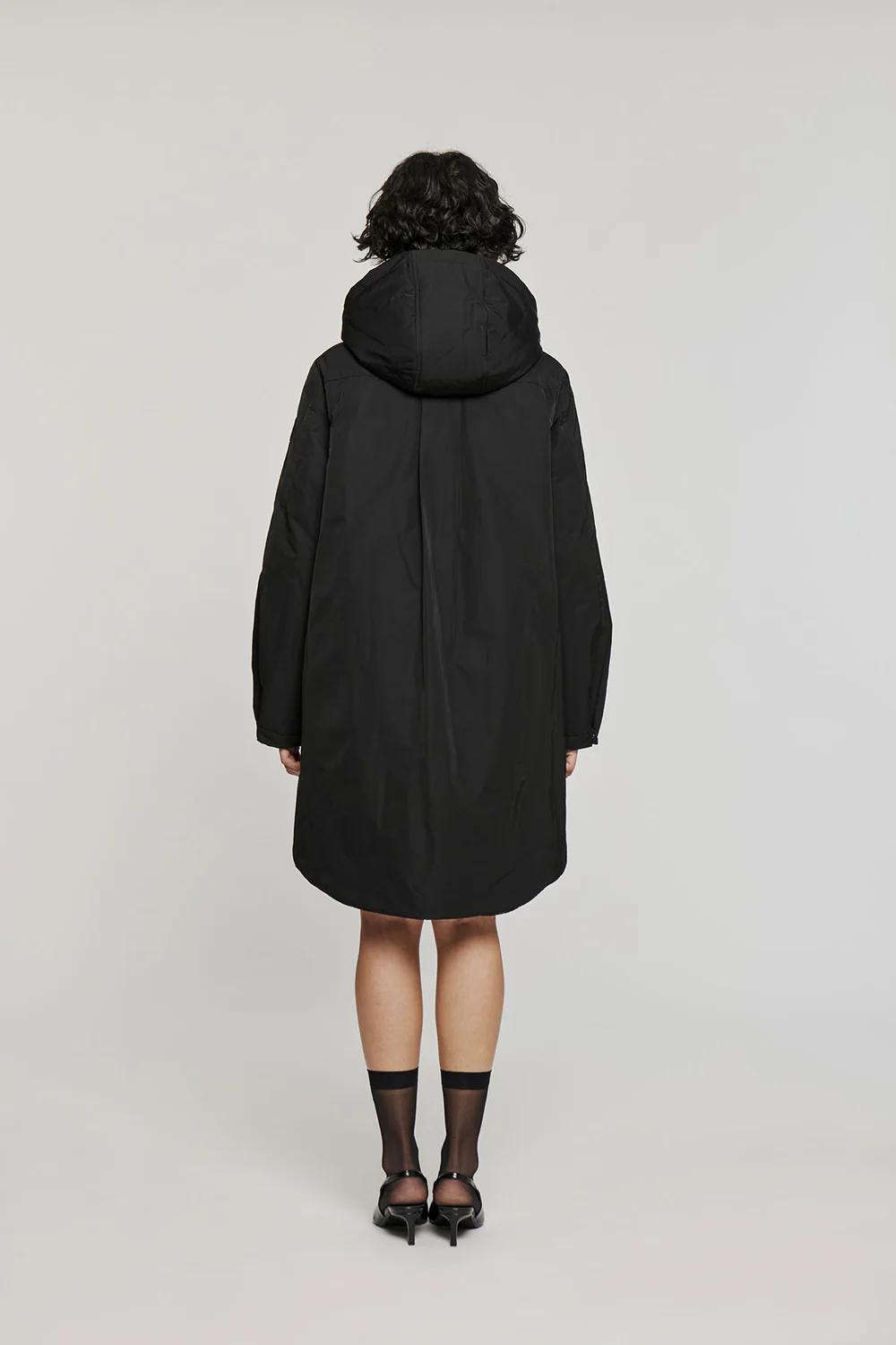 Oof tecnico con cappuccio