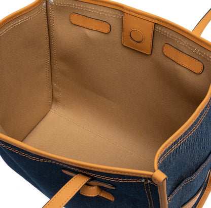 Shopping Marcella in denim