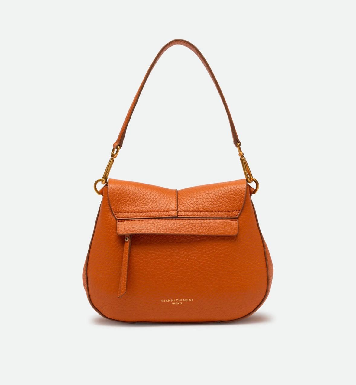 Helena Round di Gianni Chiarini