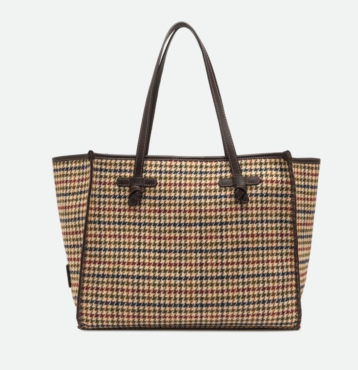Shopping Marcella by Gianni Chiarini